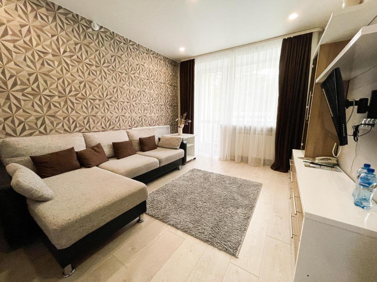 Sanatoriy Priozernyi Hotel Naroch ภายนอก รูปภาพ